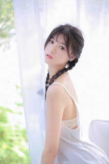 偷吃体育生帅哥骑乘体育生视频